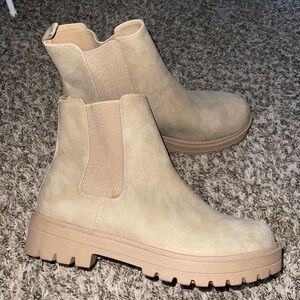 Soda Beige Ankle Booties